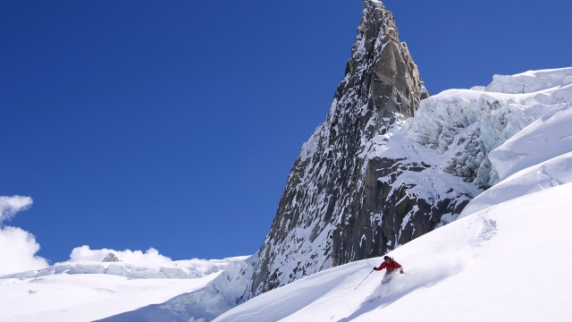 星空官方：室内组合健身的器材
